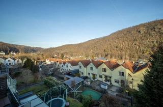 Haus kaufen in 01768 Glashütte, Schöne Aussicht mit viel Platz, Balkon, Terrasse, Kamin, Einbauküche und zwei Bäder wartet auf Sie!