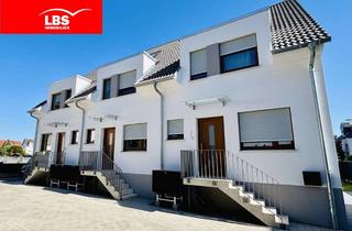 Reihenhaus kaufen in Fechenheimer Weg 77f, 63477 Maintal, Bezugsfreies, neues ReihenMITTELhaus mit Keller in toller Waldrandlage von Bischofsheim - Erstbezug