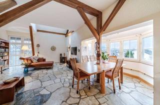 Haus kaufen in 61267 Neu-Anspach, Privatsphäre, Weitblick, Wertigkeit: EFH mit Gartenidyll, Gästehaus, Apt., Kamin, EBK, Doppelgarage