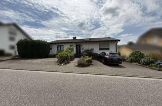 Einfamilienhaus kaufen in Theodor-Heuss-Straße 44, 55481 Kirchberg, Geräumiges Einfamilienhaus in Kirchberg (Hunsrück) in top Lage