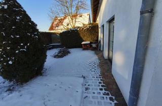 Haus mieten in Krauschwitzer Str., 02957 Weißkeißel, Charmantes Reihenhaus mit 3 Zimmern und Garage in Weißkeißel