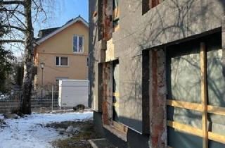 Grundstück zu kaufen in Deikestraße 32, 81829 Trudering-Riem, Baugrundstück mit Rohbau in ruhiger Lage!