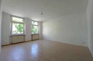 Wohnung mieten in 08451 Crimmitschau, Wohnen am Park: gepflegte 2-Zimmer Wohnung mit Keller und Abstellkammer, Hochparterre, ab 01.09.2024