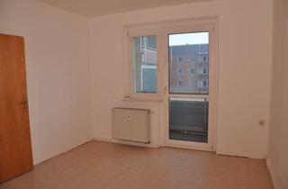 Wohnung kaufen in Ziegenbergweg 15, 98528 Suhl, Helle 4-Zimmer Wohnung im 2. OG mit PKW-Stellplatz in Suhl-Ziegenbergweg