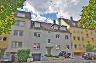 Wohnung kaufen in 45147 Holsterhausen, Altbaucharme: EG-Wohnung mit Loggia - gefragte Lage Nähe Uni-Klinikum
