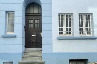 Wohnung kaufen in Eduardstraße 12, 42275 Barmen, 202604 Altbaucharme mit Holzdielen und hohen Decken in schönem Gründerzeithaus