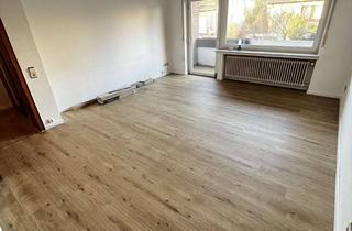 Wohnung mieten in Hickinger Weg, 49086 Voxtrup, Ruhige 1-Zimmer Erdgeschosswohnung mit Balkon und neuem Fußboden in Osnabrück-Voxtrup