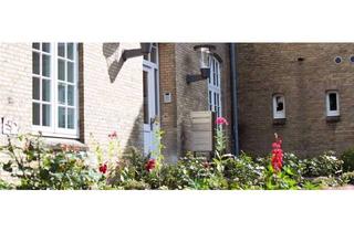 Wohnung mieten in Paulihof, 24837 Schleswig, Helle 2-Zimmer-DG-Wohnung mit Fahrstuhl & moderner Ausstattung - Paulihof 2