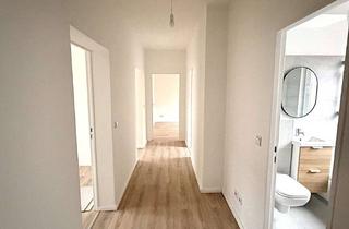 Wohnung mieten in Hindenburgdamm 43, 12203 Lichterfelde, Erstbezug nach Sanierung: Helle 3-Zimmer-Wohnung mit Balkon und Einbauküche