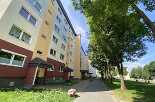 Wohnung mieten in Robert-Koch-Straße 28d, 09353 Oberlungwitz, Sanierte Wohnung zum wohlfühlen!!