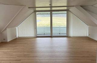 Wohnung mieten in 32547 Bad Oeynhausen, Frisch sanierte Wohnung mit Balkon, 3 Zimmer, 110 m², in Oberbecksen