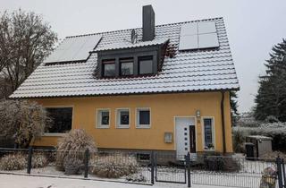 Wohnung mieten in Am Heiligen Bach, 58453 Witten, Helle 2-3 Zimmer Wohnung im DG mit Balkon in Witten / Büroraum mit separatem Eingang