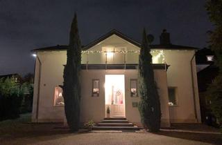 Villa kaufen in 42489 Wülfrath, Provisionsfrei! Repräsentative Villa mit 7 Zimmern & Gewächshaus in Wülfrath Aprath / Düssel