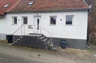 Einfamilienhaus kaufen in 66914 Waldmohr, Renovierungsbedürftiges Einfamilienhaus in ruhiger Lage