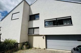 Villa kaufen in 76865 Insheim, *** Exklusive Architektenvilla - Wellnessbereich mit Innenpool - Wohlfühlgarten ***