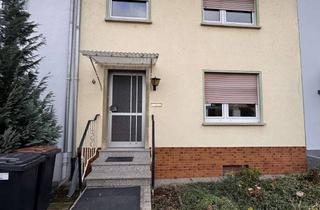 Haus kaufen in 56170 Bendorf, Charmantes Reihenmittelhaus mit Potenzial in ruhiger Lage