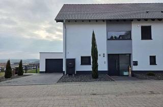 Haus mieten in 55442 Warmsroth, Attraktive Doppelhaushälfte mit Garten und Garage