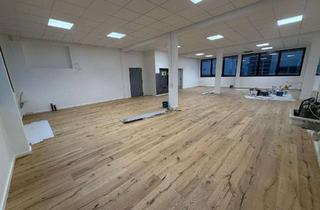 Büro zu mieten in 51427 Bergisch Gladbach, Bürogebäude mit Option einer anliegenden Halle Industriegebiet 51427 Bergisch Gladbach ab Sofort!