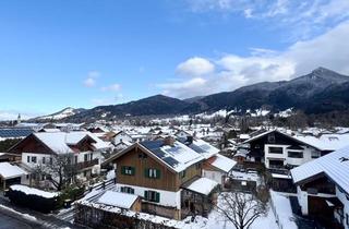 Wohnung kaufen in 83661 Lenggries, Gemütlicher 2-Zimmer-Dachterrassentraum mit Bergblick!