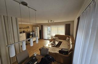 Haus kaufen in 91334 Hemhofen, Gepflegtes Wohnhaus mit Solarenergie, Einliegerwohnung und Garage in Hemhofen