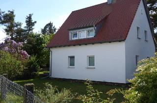 Einfamilienhaus kaufen in 92318 Neumarkt, Neumarkt in der Oberpfalz - Einfamilienhaus mit großem Garten in zentrumsnaher Lage