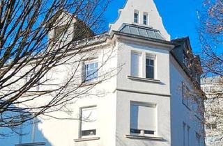 Wohnung kaufen in 35390 Gießen, Gießen - Kernsanierte Altbau-Oase mit Dachterrase