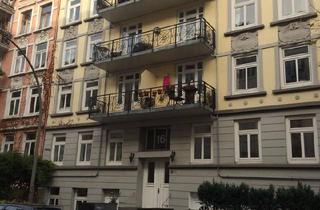 Wohnung kaufen in 20251 Hamburg, Hamburg - Eppendorf | Klassische Altbauwohnung mit 3 Zimmern