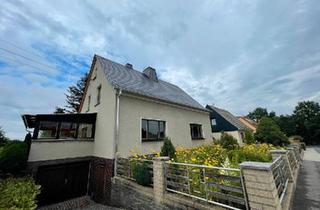 Einfamilienhaus kaufen in 07955 Auma-Weidatal, Auma-Weidatal - Großzügiges Einfamilienhaus mit Gartenidylle in Auma zu verkaufen