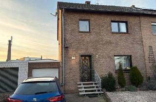 Doppelhaushälfte kaufen in 46459 Rees, Rees - Privatverkauf - süße, teilsanierte Doppelhaushälfte in Rees