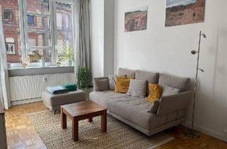 Wohnung kaufen in 66111 Saarbrücken, Saarbrücken - zentrale Eigentumswohnung im schönen Altbau