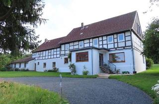 Haus kaufen in 31089 Duingen, Duingen - Saniertes Fachwerkhaus mit Außenpool