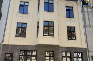 Wohnung kaufen in Kempener Str 59, 50733 Nippes, Grosszügige Dachgeschoßmaisonettewohnung im Altbau mit Aufzug