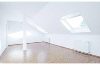 Wohnung kaufen in 76189 Grünwinkel, Lichtdurchflutet & Modernisiert: Großzügige 3,5-Zimmer-Dachgeschosswohnung mit Balkon