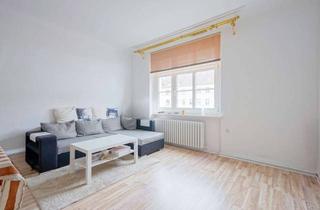 Wohnung kaufen in 13583 Spandau, Eigener Garten & Denkmal-Charme! – Gepflegte 2,5 Zi-Whg mit Garten, moderner EBK & Tageslicht-Bad