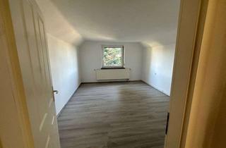 Wohnung mieten in 13591 Staaken, Stilvolle 1-Zimmer-DG-Wohnung in Berlin Staaken (Spandau)