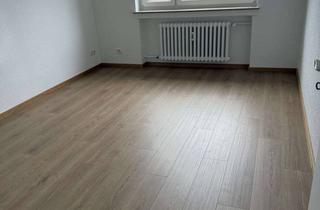 Wohnung mieten in Bergstraße, 23566 St. Gertrud, Helle 77 m² Wohnung im 2. OG mit Balkon in Lübeck-St. Gertrud