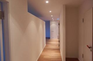 Wohnung mieten in 68723 Schwetzingen, Moderne und elegante 2-ZKB Wohnung mit Dachterrasse im Herzen von Schwetzingen