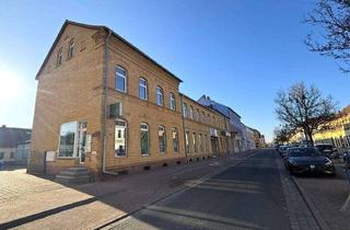 Wohnung mieten in W.-Rathenau-Straße 18, 06749 Bitterfeld-Wolfen, Klimatisierte 2-Raum Dachgeschosswohnung in unmittelbarer Zentrumsnähe, unweit des Goitzschesees