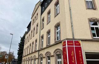 Wohnung mieten in Zwickauer Straße 408, 09117 Siegmar, Großzügige 3-Zimmer mit Garage, Laminat, EBK und Wannenbad in guter Lage