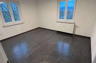 Wohnung mieten in 71522 Backnang, Helle 4-Zimmerwohnung mit Einbauküche in BacknangSachsenweiler - ab 01.03.2026