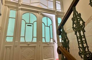 Wohnung mieten in 91054 Erlangen, Großzügige Altbauwohnung nahe Unikliniken – 153 qm Wohnen, Büro, Praxis | Einzug 07/2026