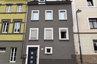 Haus kaufen in 56841 Traben-Trarbach, Teilweise modernisiertes Reihenmittelhaus