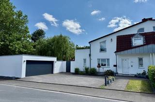 Doppelhaushälfte kaufen in Hahnwaldweg 30a, 50996 Hahnwald, Exklusive Doppelhaushälfte mit Traumgarten mitten im Hahnwald (provisionsfrei)