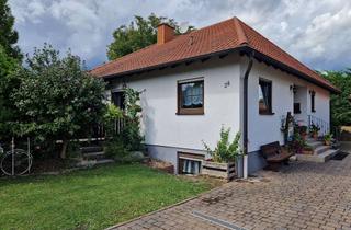 Einfamilienhaus kaufen in 67435 Duttweiler, Gepflegtes Einfamilienhaus mit Ausbaupotential in Feldrandlage von Duttweiler