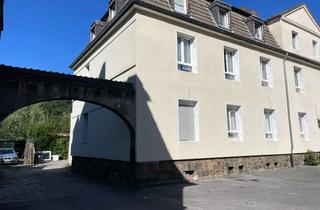 Haus kaufen in 45307 Kray, Kapitalanlage mit Charme – modernisiertes MFH mit Balkon & großem Garten