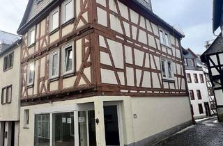 Anlageobjekt in 35781 Weilburg, Charmantes Wohn- und Geschäftshaus mit Ausbaupotenzial im Herzen von Weilburg