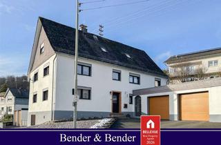 Anlageobjekt in 57250 Netphen, Gepflegtes Mehrgenerationenhaus mit vier Garagen - attraktive Kapitalanlage in Netphen-Walpersdorf!