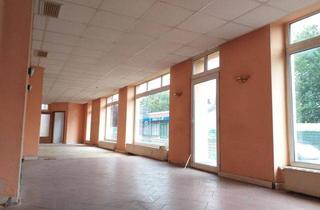 Geschäftslokal mieten in 08371 Glauchau, Ladengeschäft / Lokal im Erdgeschoss eines MFH, gut sichtbar an viel befahrener Straße, Bahnhofstr., Ecke Güterbahnhofstr. in Glauchau