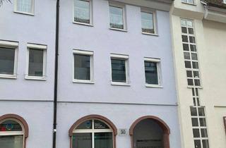 Wohnung kaufen in 74821 Mosbach, Gemütliche, helle DG-Wohnung mit Loggia in Top-Altstadtlage von Mosbach