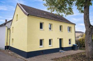 Einfamilienhaus kaufen in 66773 Schwalbach, Hochwertig saniertes Einfamilienhaus in attraktiver Wohnlage